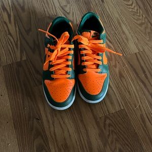 Nike Miami Hurricane Dunk low